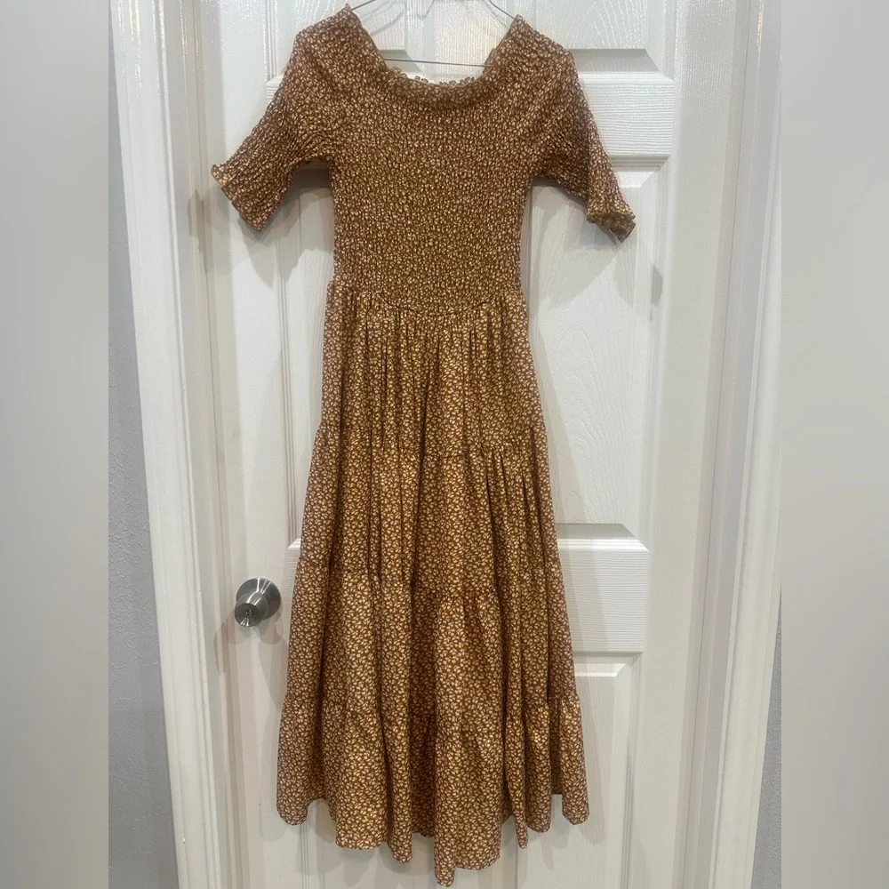 Midi Smocked Tiered Floral Women's dress - Picture 1 of 5
